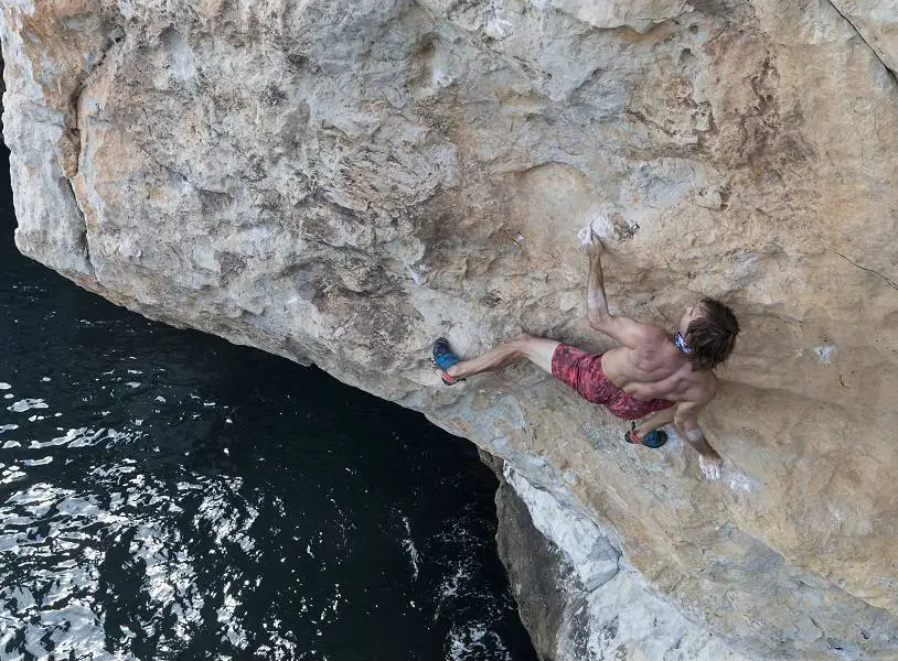 Chris Sharma deep water solo routes