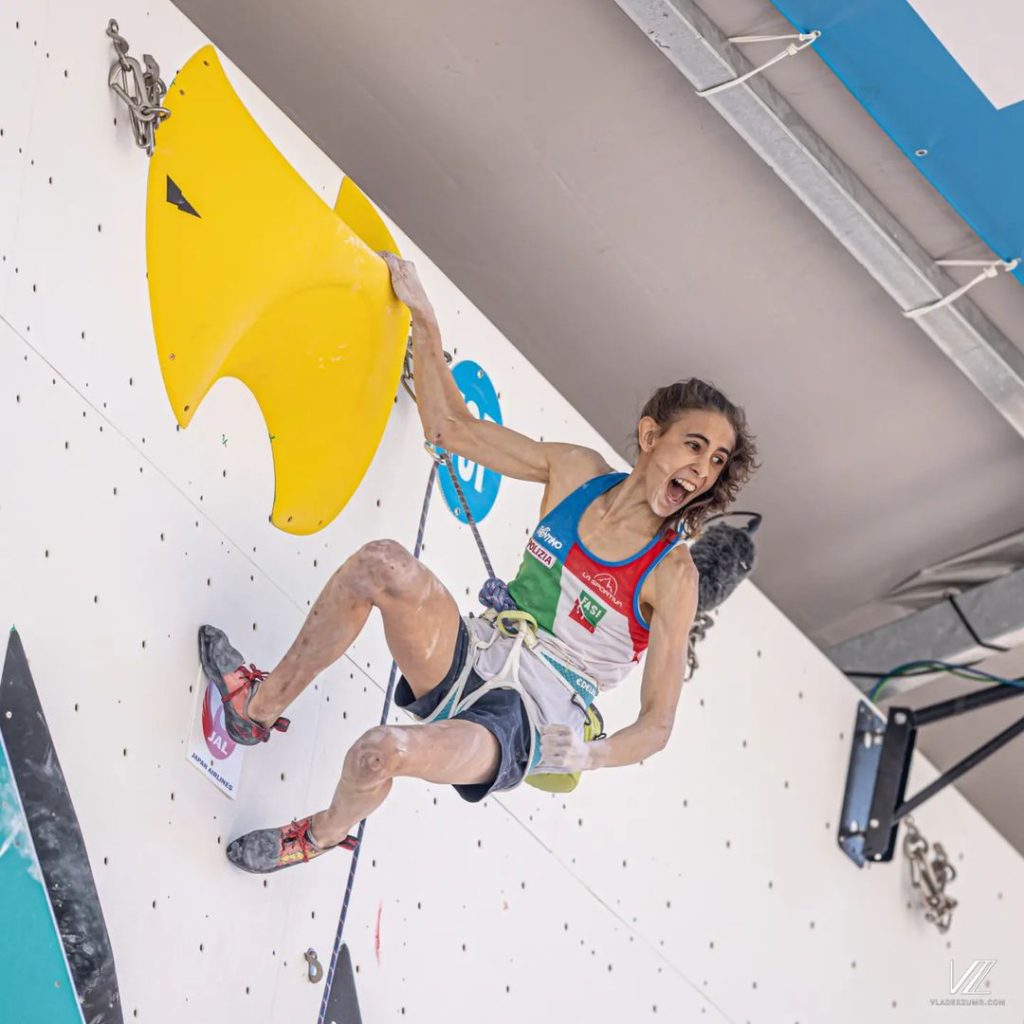 Laura Rogora competition climbing
