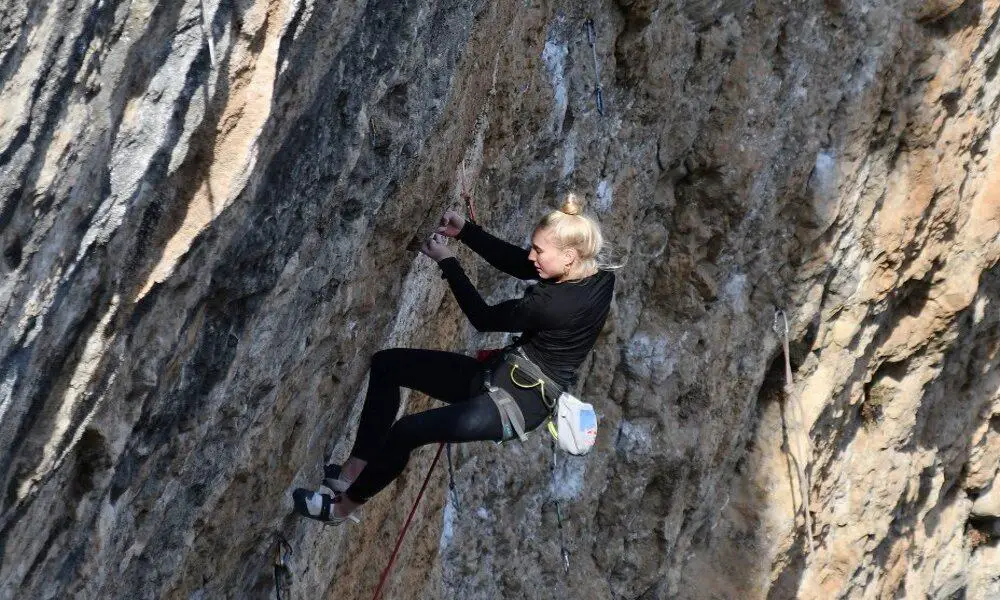 Janja Garnbret onsighting 8c