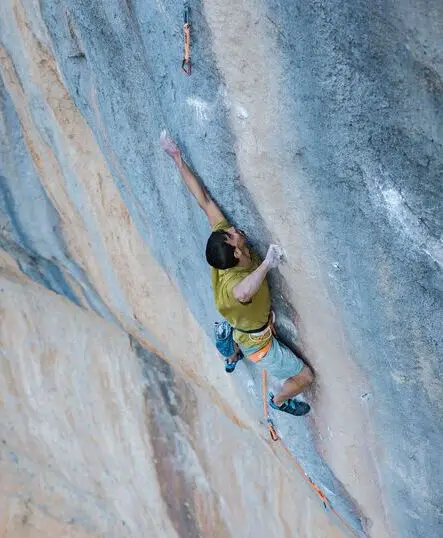 Jorge Diaz Rullo making the third ascent of Sleeping Lion