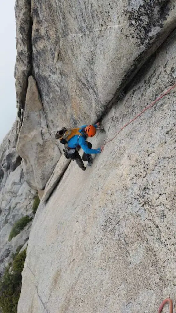 Climber on Valhalla, Suicide Wall