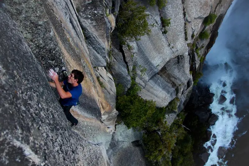 Alex Honnold Free Solo The Phoenix in Yosemite