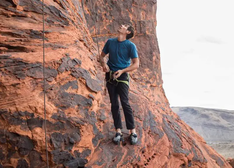 Alex Honnold climbing